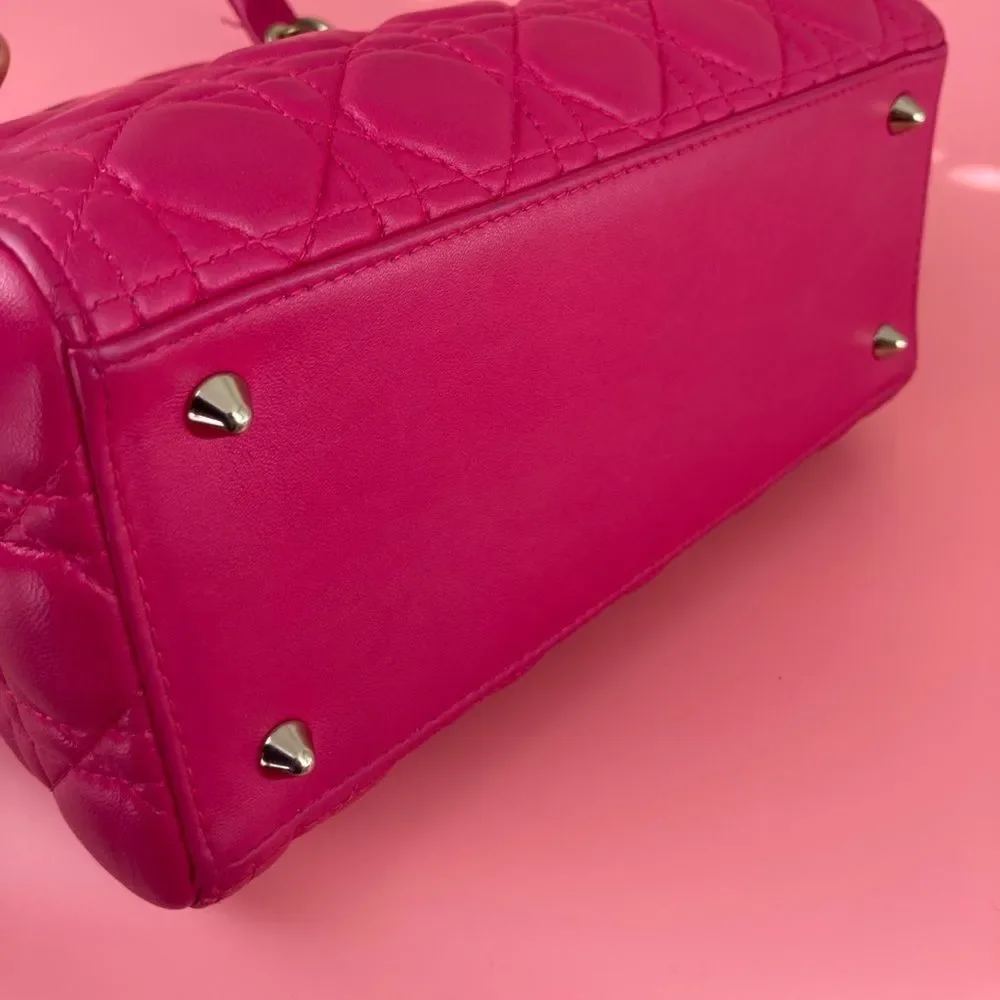 🚫SOLD🚫 Christian Dior
Lady Dior Bag Cannage Quilt Lambskin Medium - Picture 8 of 13